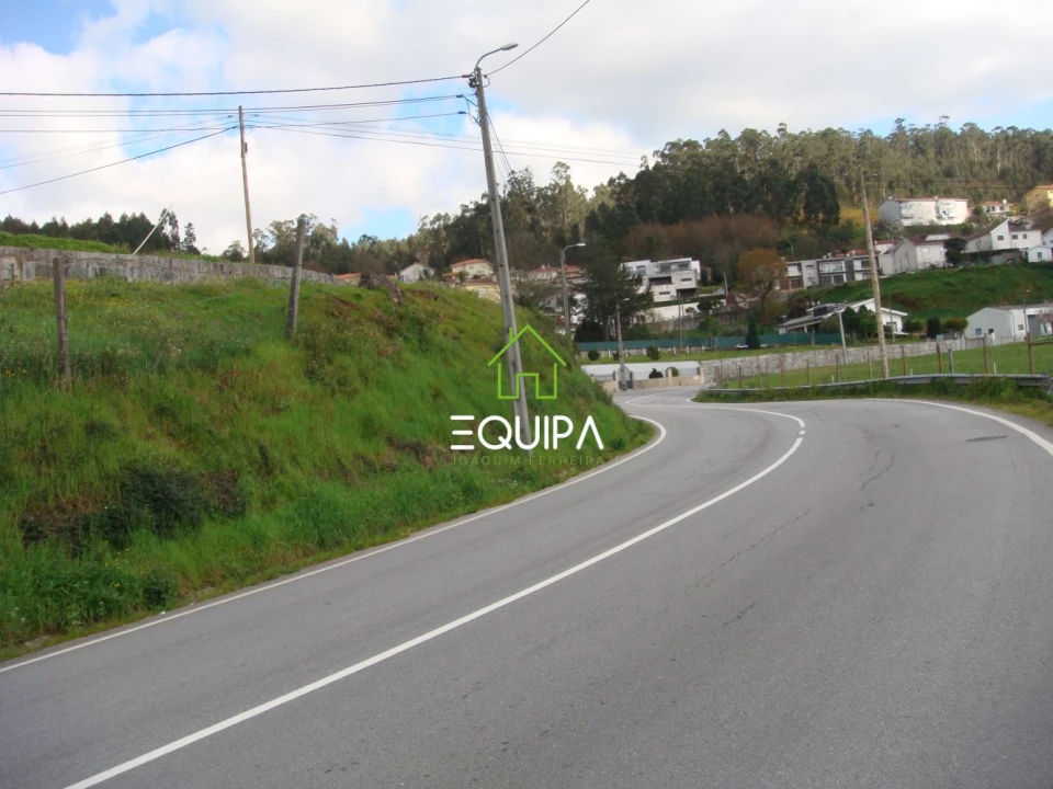 Moradia T4 para Venda em Pombeiro de Ribavizela Foto 23