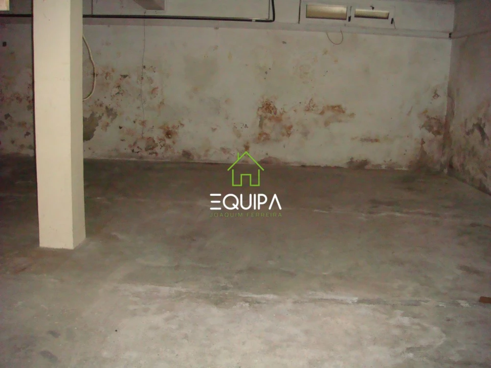 Moradia T4 para Venda em Pombeiro de Ribavizela Foto 36