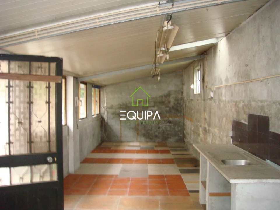 Moradia T4 para Venda em Pombeiro de Ribavizela Foto 57