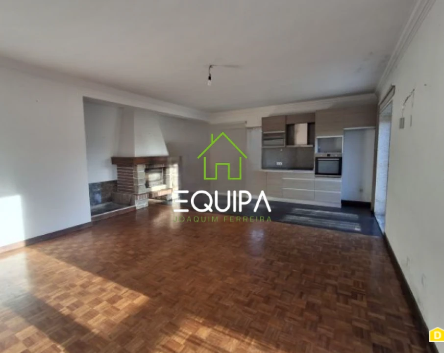 Moradia T4 para Venda em Pombeiro de Ribavizela Foto 4