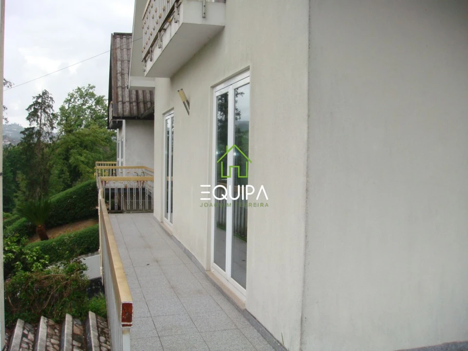 Moradia T4 para Venda em Pombeiro de Ribavizela Foto 13