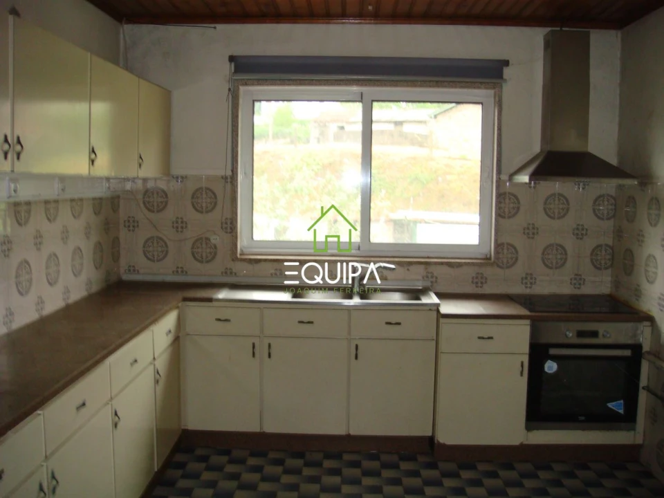 Moradia T4 para Venda em Pombeiro de Ribavizela Foto 39