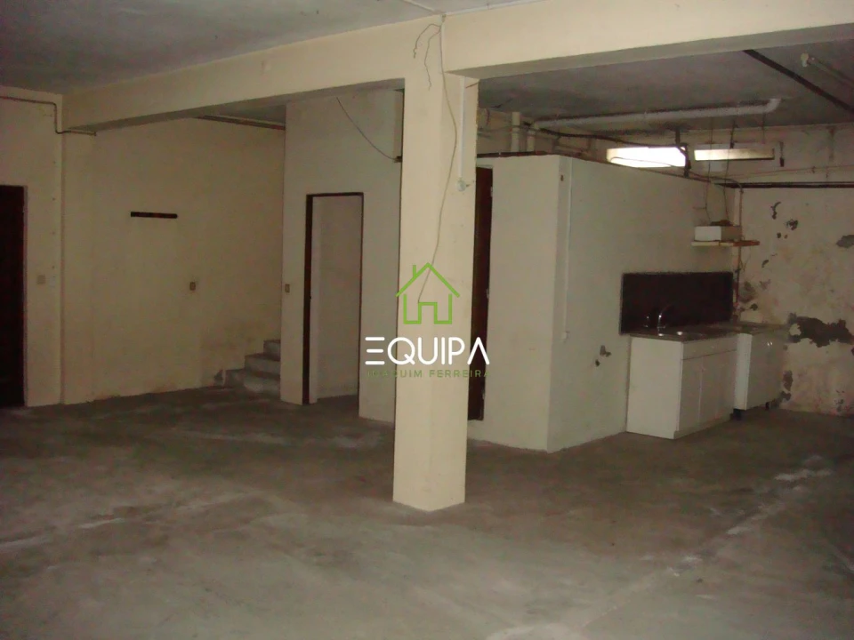 Moradia T4 para Venda em Pombeiro de Ribavizela Foto 37