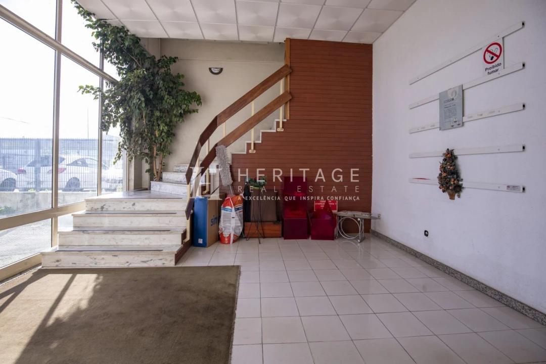 Loja para Venda em Alhos Vedros Foto 23