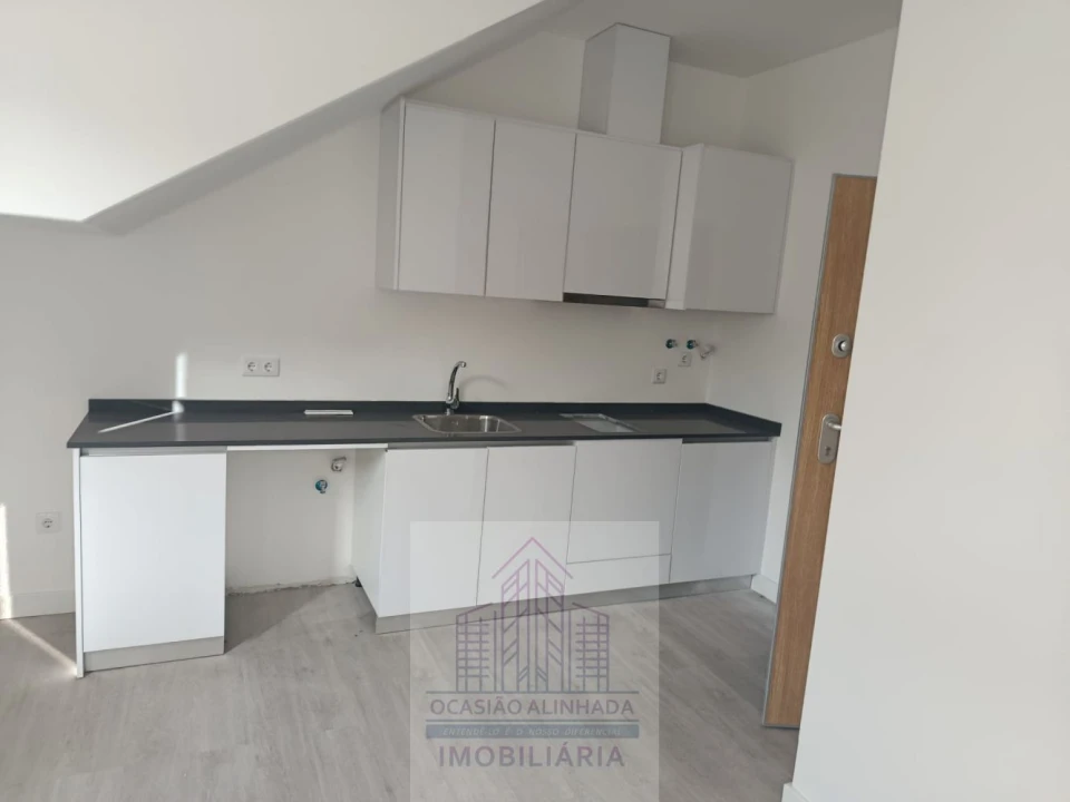 Loja para Venda em Vila Cova de Alva e Anseriz Foto 14