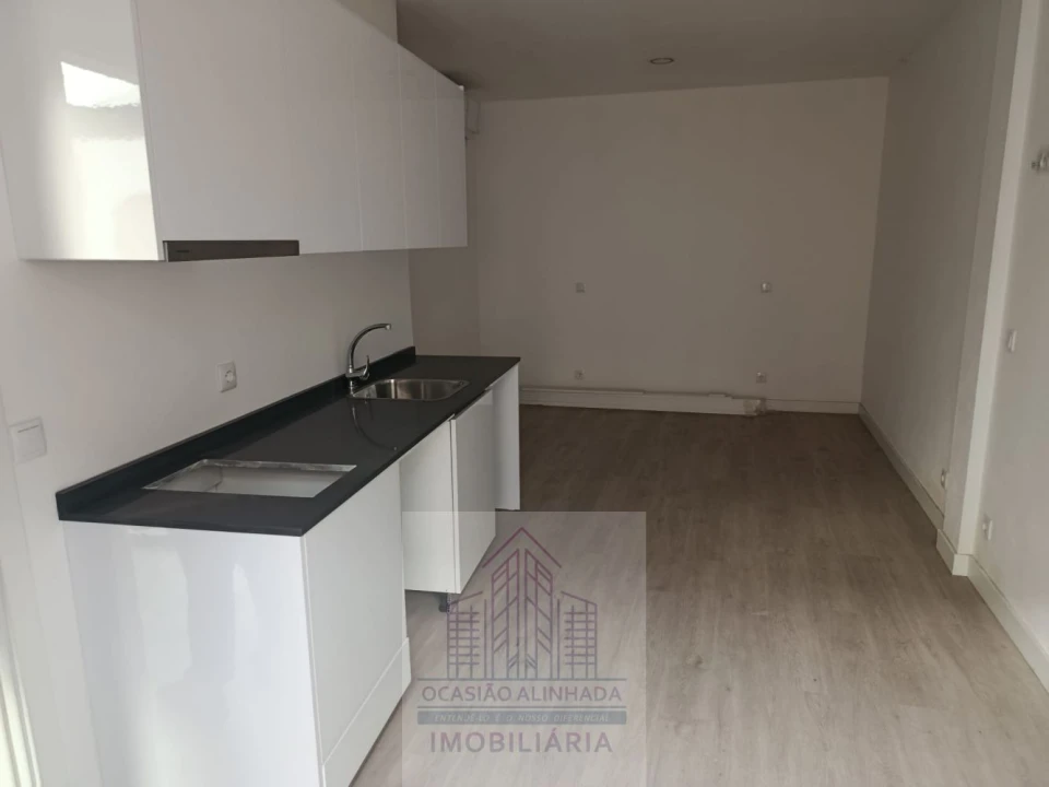 Loja para Venda em Vila Cova de Alva e Anseriz Foto 5