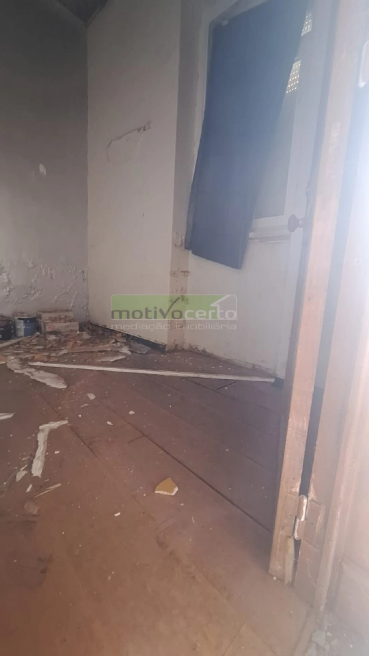 Moradia T2 para Venda em Campolide Foto 19