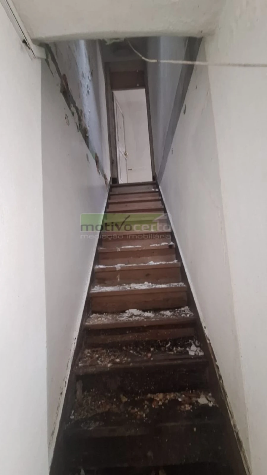 Moradia T2 para Venda em Campolide Foto 13