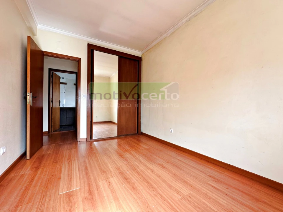 Apartamento T2 para Venda em Queluz e Belas Foto 11