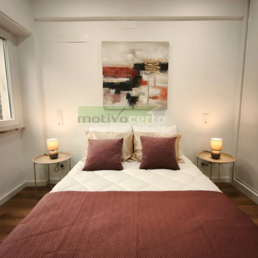 Apartamento T2 para Venda em Benfica Foto 4