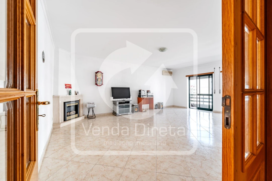 Apartamento T3 para Venda em Barreiro e Lavradio Foto 6