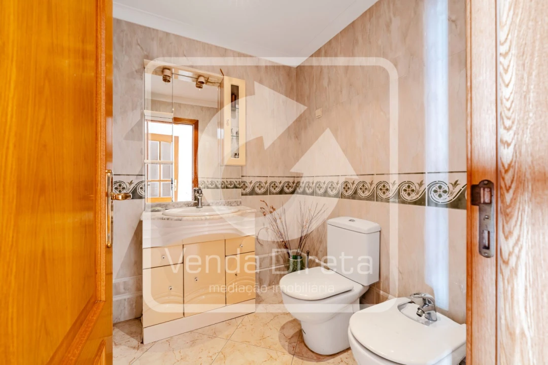 Apartamento T3 para Venda em Barreiro e Lavradio Foto 14