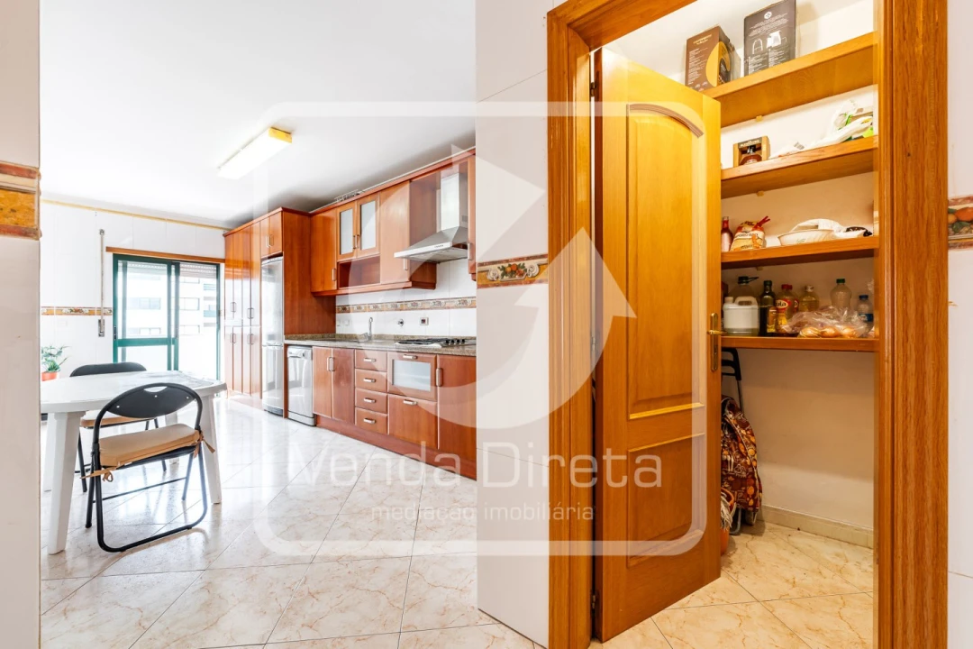 Apartamento T3 para Venda em Barreiro e Lavradio Foto 17