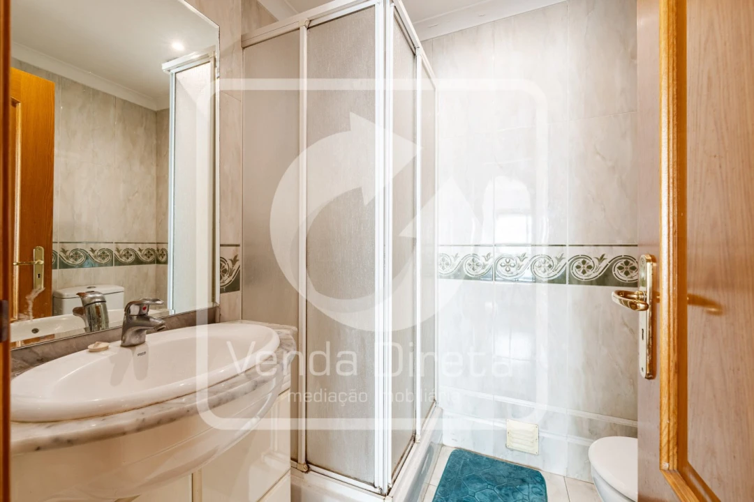 Apartamento T3 para Venda em Barreiro e Lavradio Foto 27