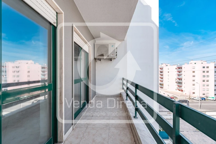 Apartamento T3 para Venda em Barreiro e Lavradio Foto 9