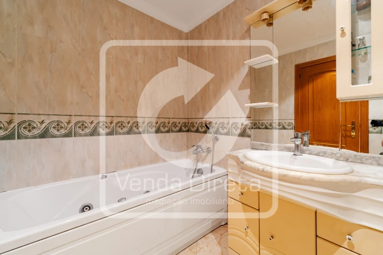 Apartamento T3 para Venda em Barreiro e Lavradio Foto 15