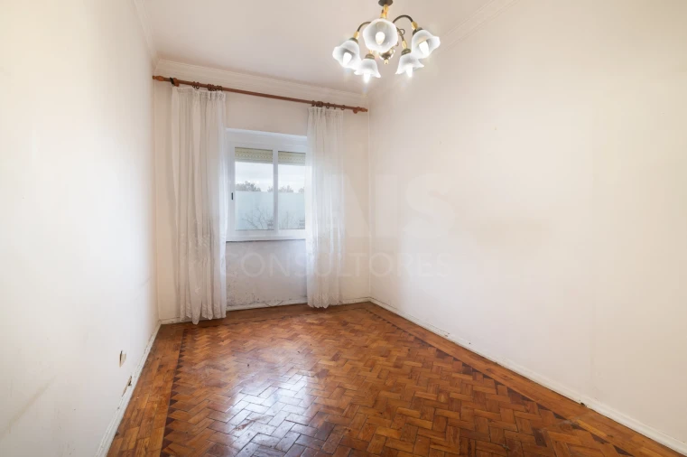 Apartamento T2 para Venda em Venteira Foto 6