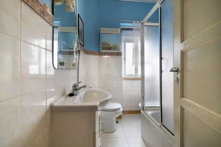 Apartamento T2 para Venda em Venteira Foto 11