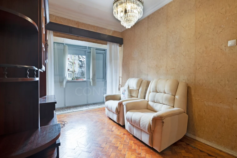 Apartamento T2 para Venda em Venteira Foto 9