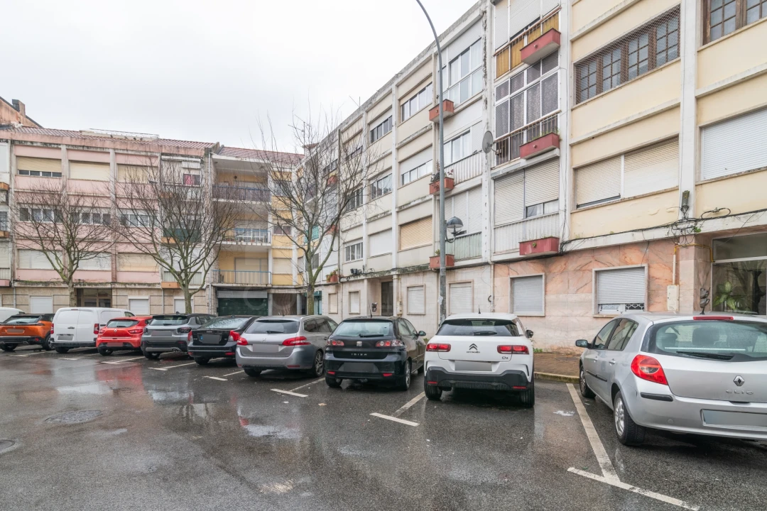 Apartamento T2 para Venda em Venteira Foto 1