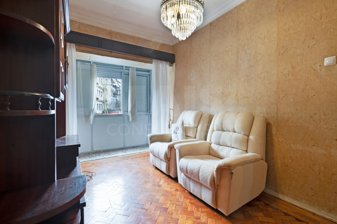 Apartamento T2 para Venda em Venteira Foto 9