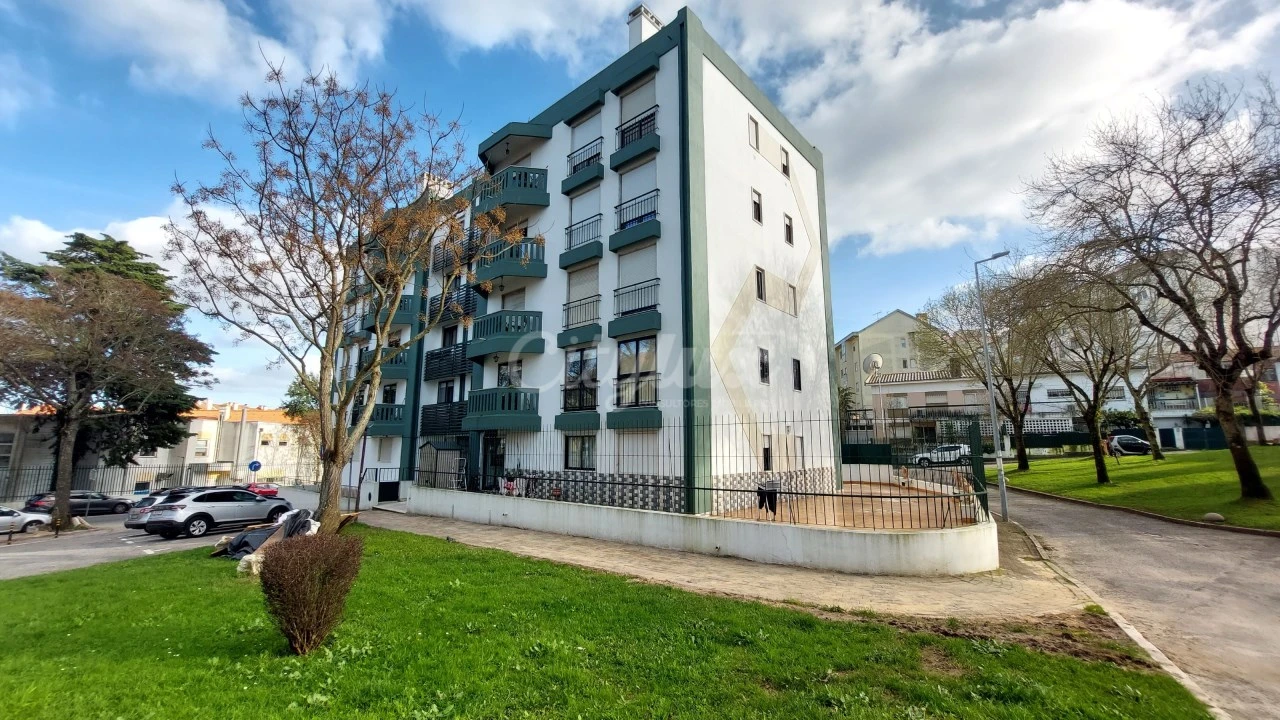 Apartamento T2 para Venda em Venteira Foto 42