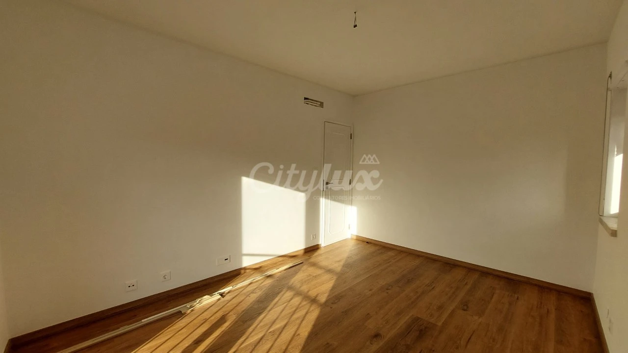 Apartamento T2 para Venda em Venteira Foto 31