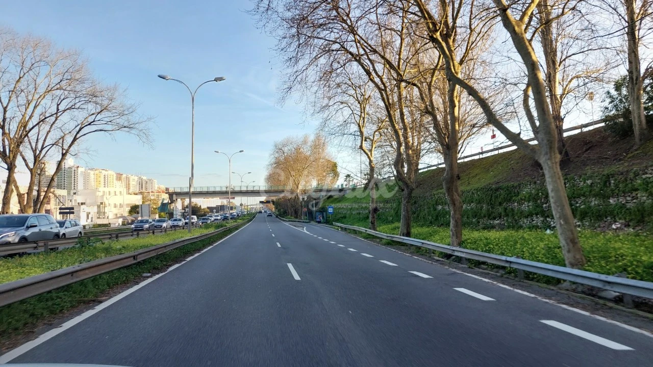 Apartamento T2 para Venda em Venteira Foto 48