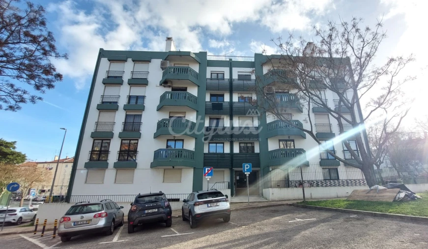 Apartamento T2 para Venda em Venteira Foto 44
