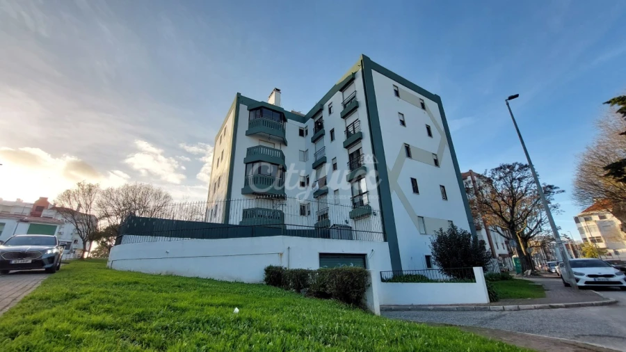 Apartamento T2 para Venda em Venteira Foto 43