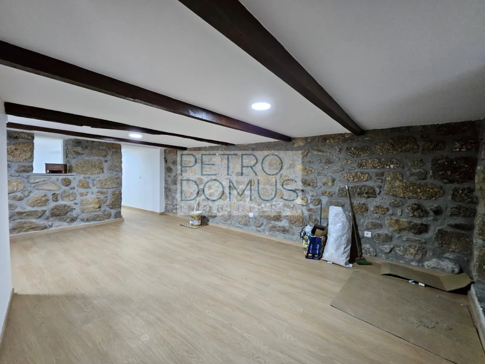 Moradia T2 para Venda em Melo e Nabais Foto 21