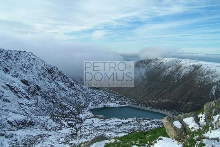 Moradia T2 para Venda em Melo e Nabais Foto 25