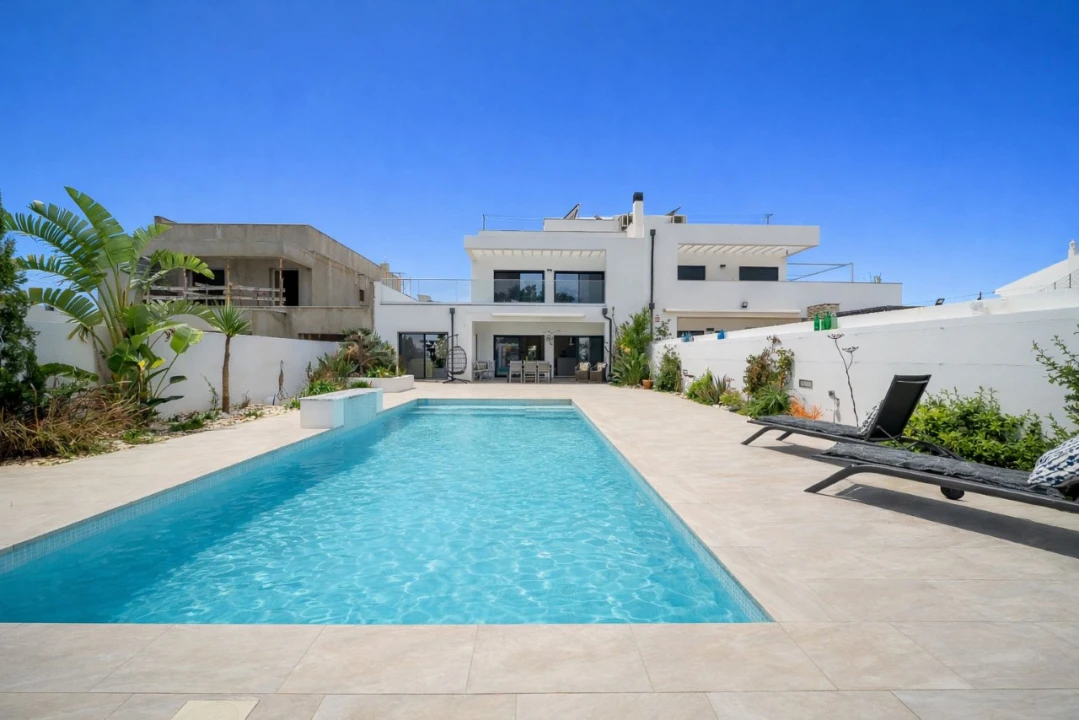 Moradia T4 para Venda em Castro Marim Foto 3