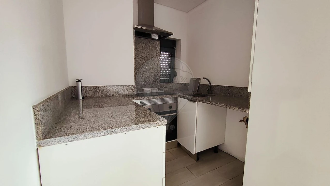 Apartamento T2 para Venda em Almargem do Bispo, Pêro Pinheiro e Montelavar Foto 4