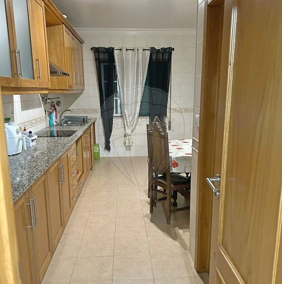 Apartamento T2 para Venda em Fazendas de Almeirim Foto 1
