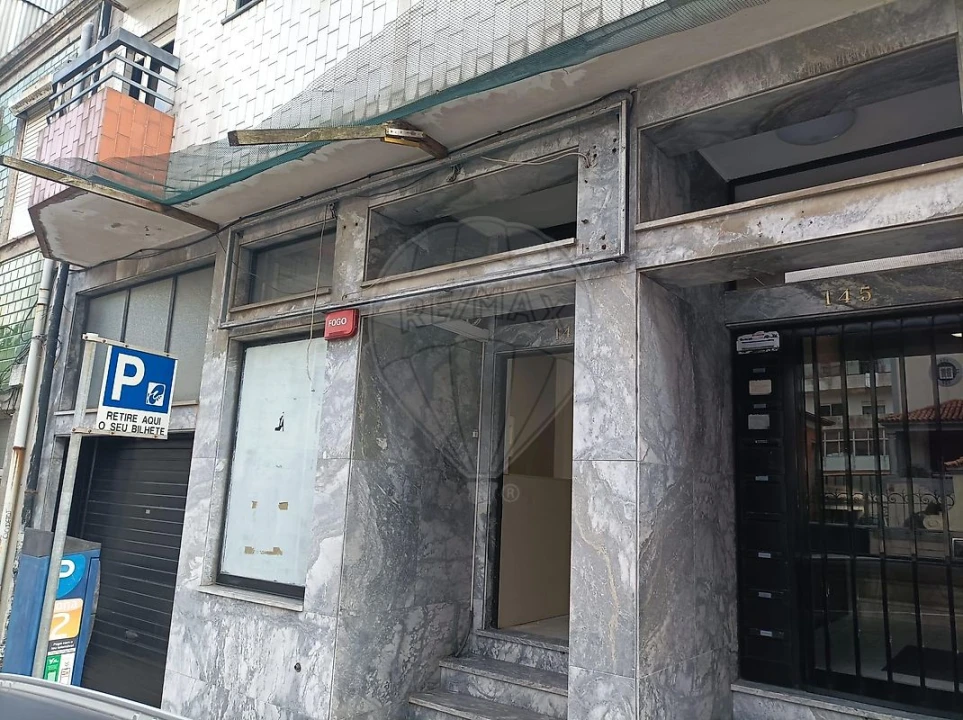 Loja para Venda em Mafamude e Vilar do Paraíso Foto 5