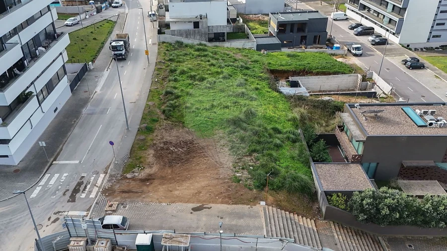 Terreno para Venda em Mafamude e Vilar do Paraíso Foto 21