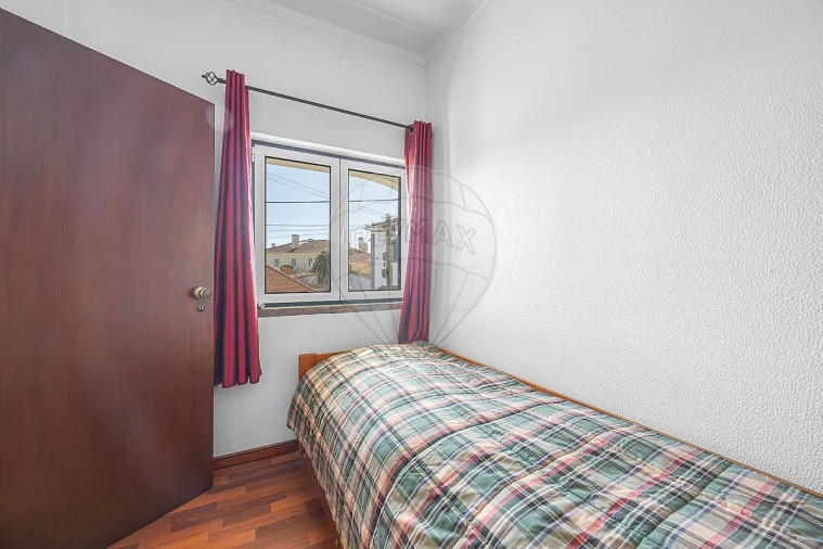 Moradia T5 para Venda em Ponte do Rol Foto 12