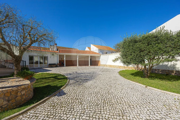 Moradia T5 para Venda em Ponte do Rol Foto 6