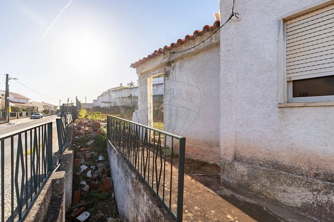 Moradia T1 para Venda em Cadaval e Pêro Moniz Foto 11