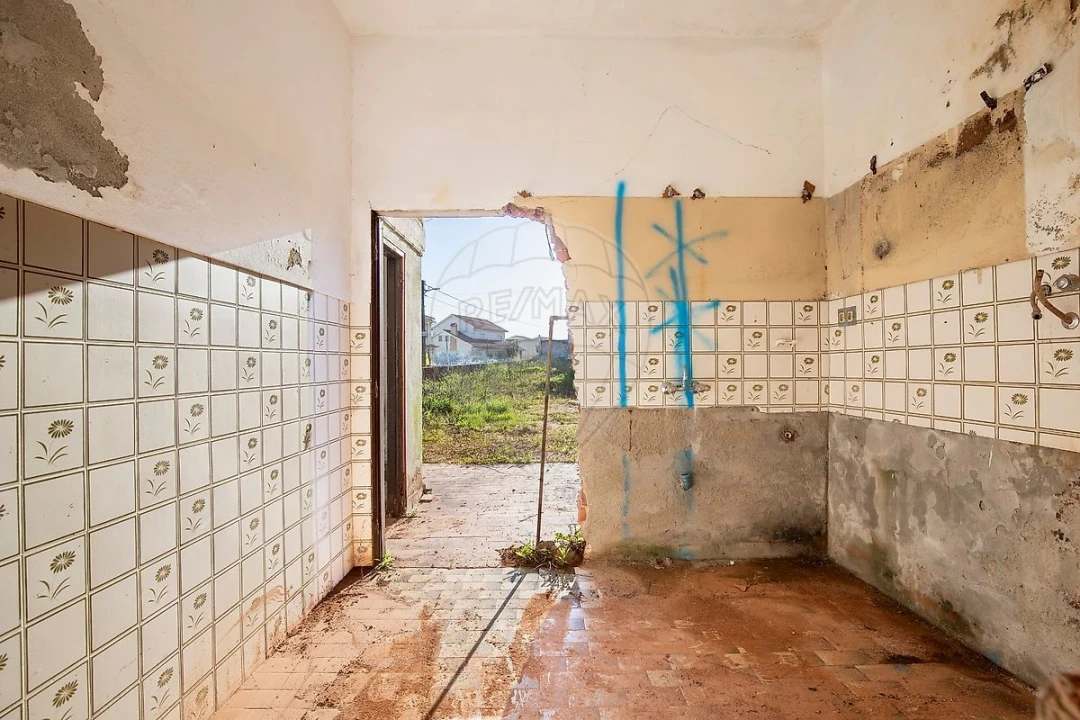 Moradia T1 para Venda em Cadaval e Pêro Moniz Foto 6