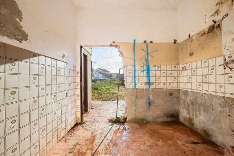 Moradia T1 para Venda em Cadaval e Pêro Moniz Foto 6