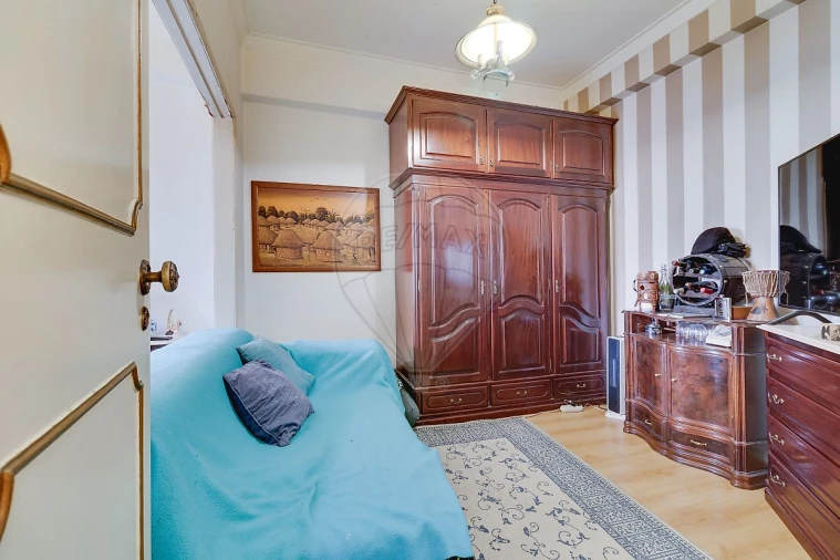 Apartamento T1 para Venda em Póvoa de Santo Adrião e Olival Basto Foto 10