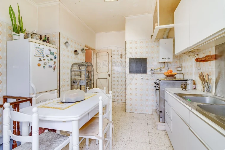 Apartamento T1 para Venda em Póvoa de Santo Adrião e Olival Basto Foto 12