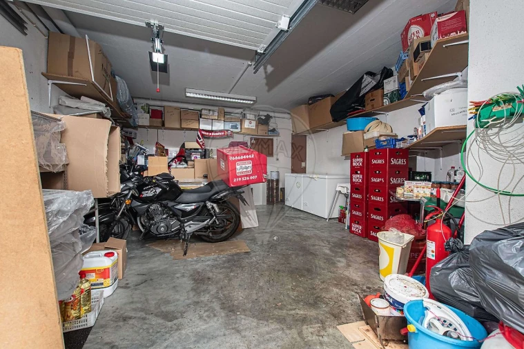 Loja para Venda em Vialonga Foto 19