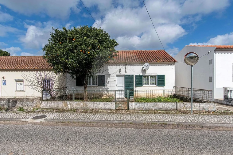 Moradia T2 para Venda em Vermelha Foto 5