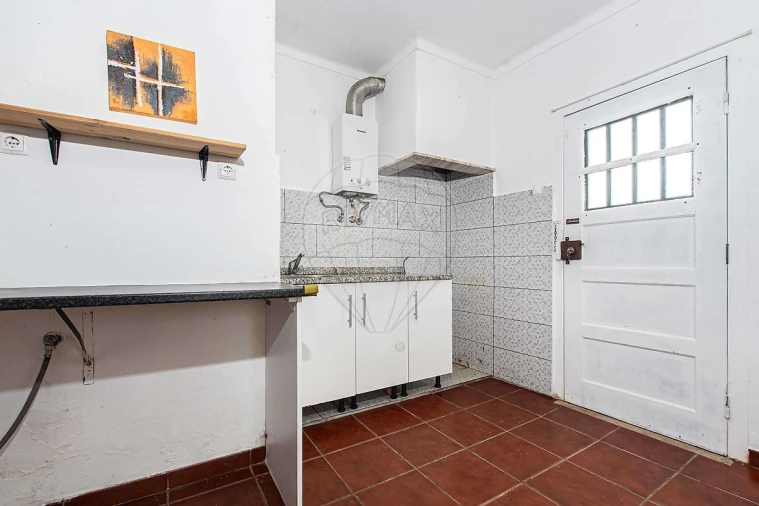 Moradia T2 para Venda em Vermelha Foto 7