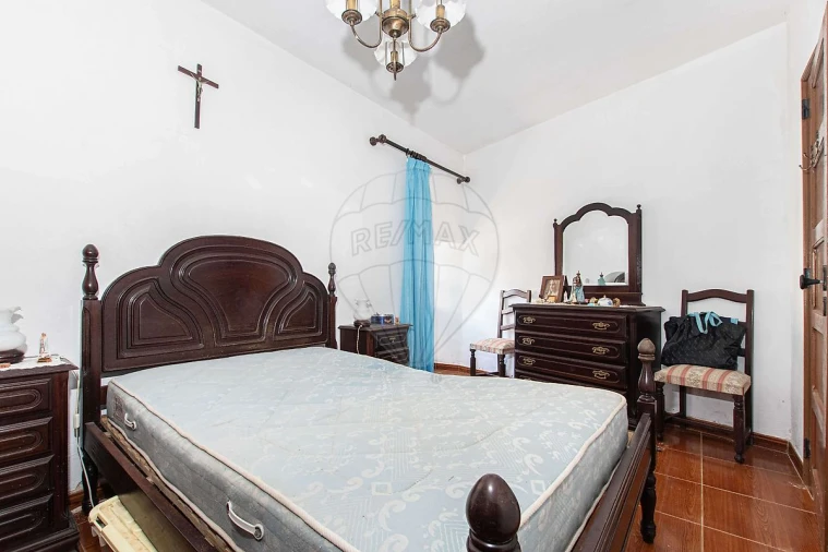 Moradia T2 para Venda em Ventosa Foto 3