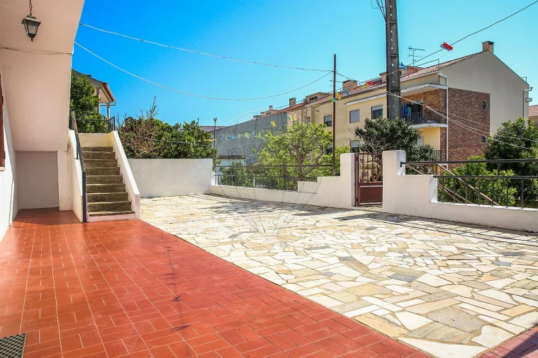 Moradia T6 para Venda em Arruda dos Vinhos Foto 44