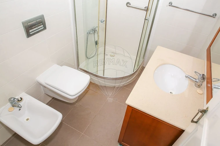 Moradia T6 para Venda em Arruda dos Vinhos Foto 13